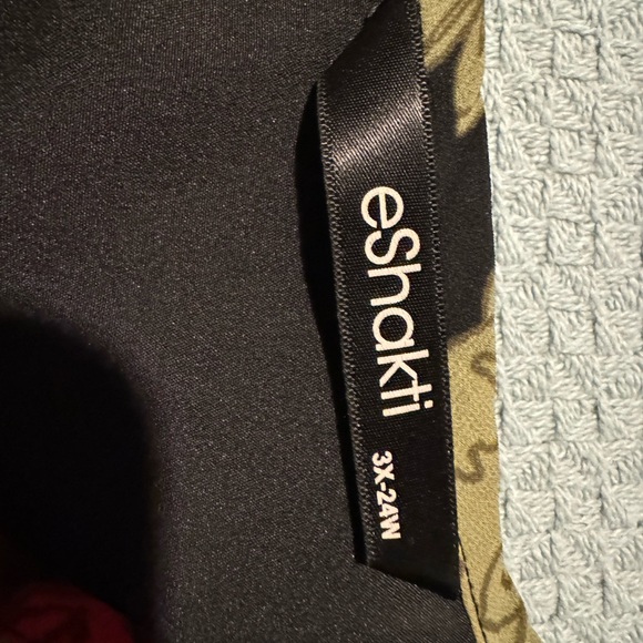 Romper or jumpsuit - Picture 5 of 5